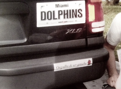 Nosso carro "carimbado" com adesivo "orgullho de ser gaúcho"- bah, superbairrista!