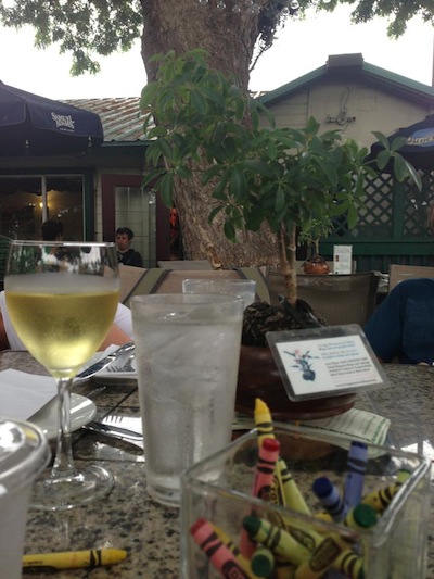 Three's Bar & Grill, em Kihei, Maui/Hawaii. Dica de restaurante Kids friendly,