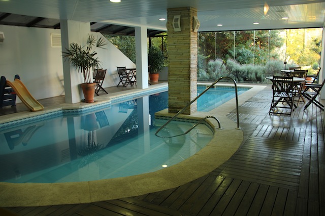 a piscina aquecida