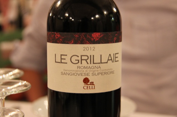 um bom vinho regional para iniciar a noite!!