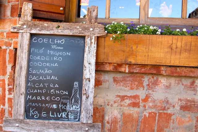 Menu especial para almoço do Dille Valduga, em frente à Catedral