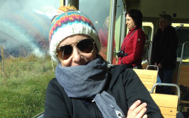 Mesmo em pleno verão, leve um bom agasalho de frio. Você já começa congelar durante a viagem de trem