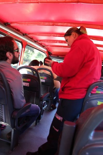 Monitora dentro do Bustour é tudo de bom!