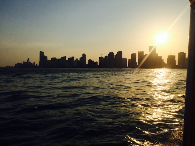 turistando de barco em Miami. É turístico, mas lindo!