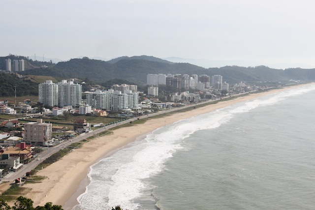 A vizinha, a Praia Brava