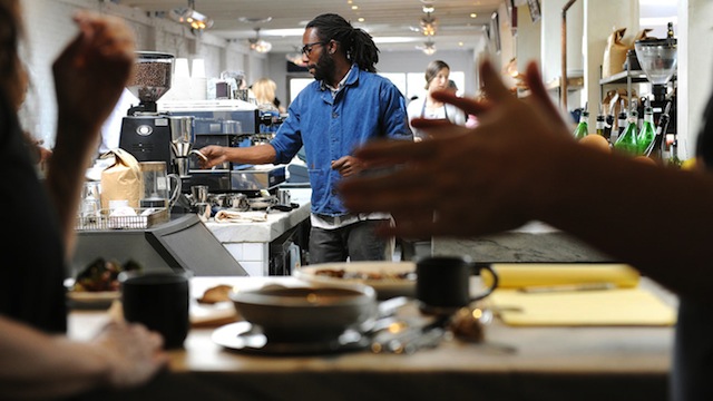 Foto LA Times, matéria completa em http://www.latimes.com/food/la-fo-gold-gjusta-20150228-story.html