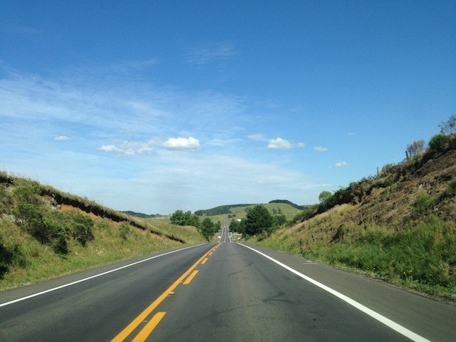 A estrada de Caxias do Sul ao Litoral Gaúcho
