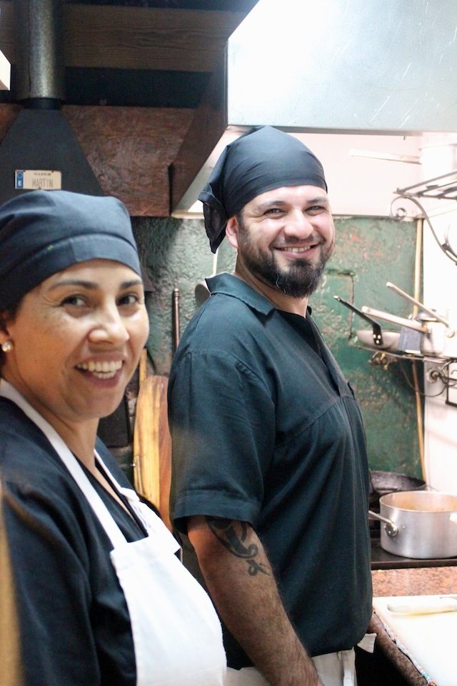 A simpatia do Chef e sua ajudante