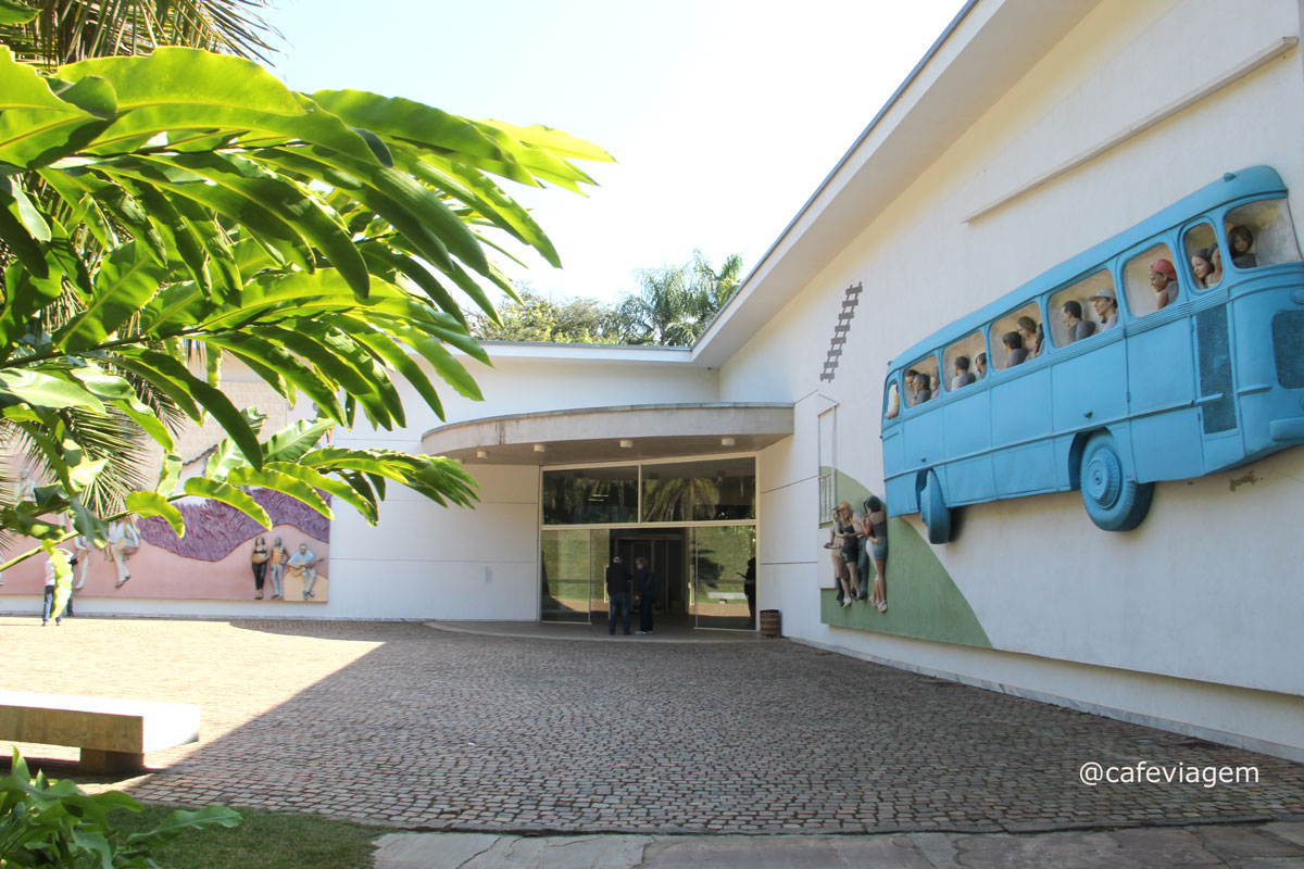 Galeria da Praça em Inhotim