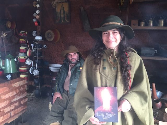 Gisa, a patroa do Piquete Laços de Sangue que está lançando um livro este ano, vale a pena conferir