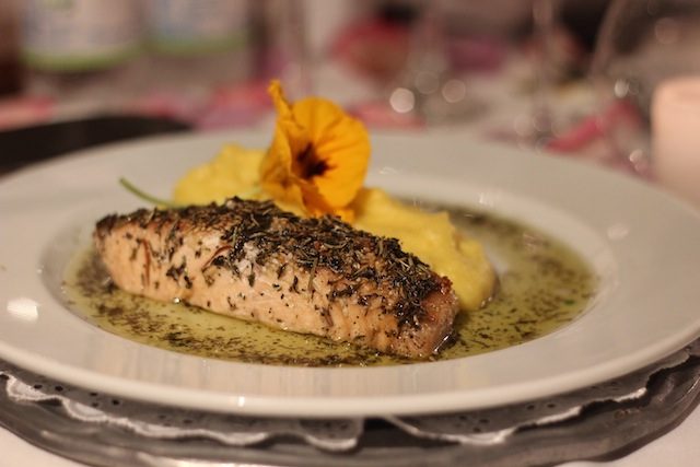 salmão com ervas - difícil eleger melhor