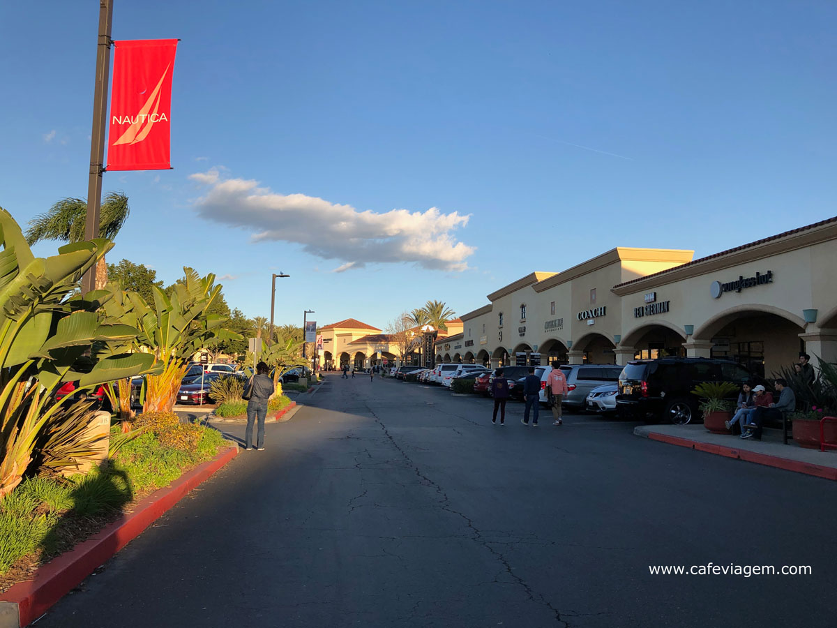 outlet em Los Angeles Camarillo